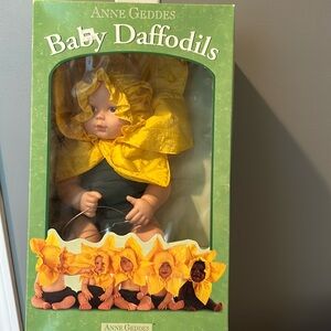 Anne Geddes Baby Daffodils